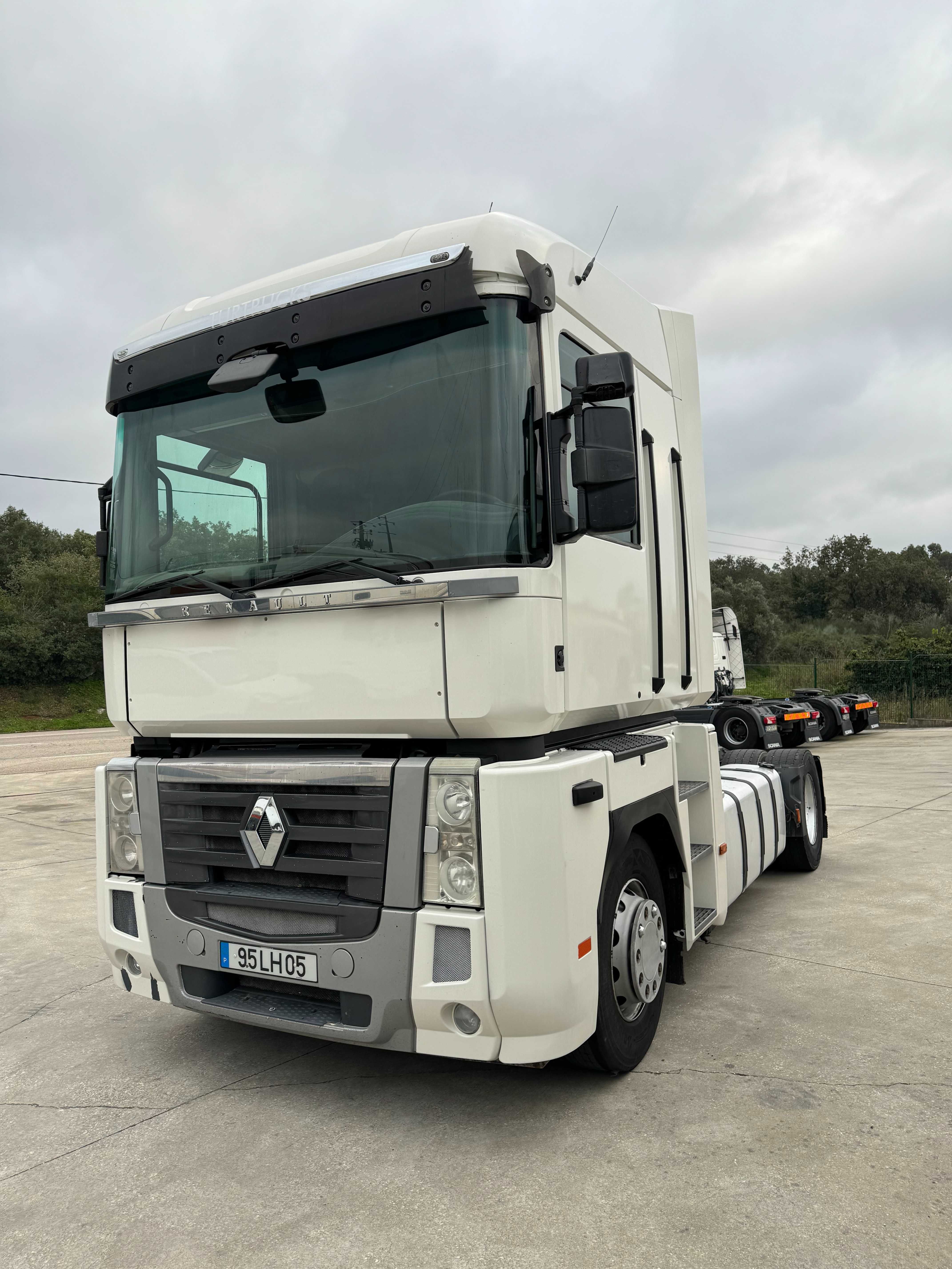 Renault Magnum 480 Ano 2011