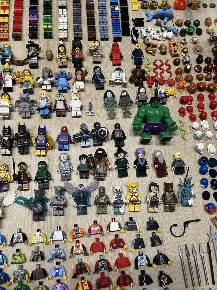 Figurki lego i akcesoria