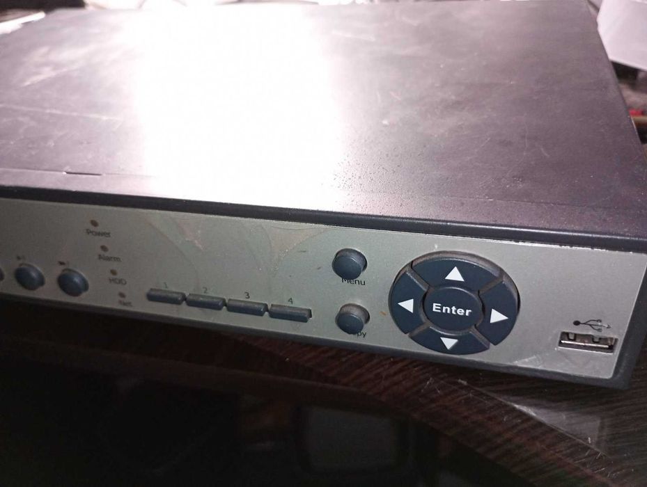 Регистратор EverFocus ELR4F. 4 канала аналоговый с выходом в интернет