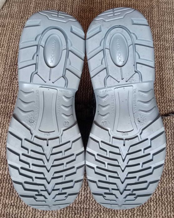 Спецвзуття. Робочі черевики Exena. 44 розмір