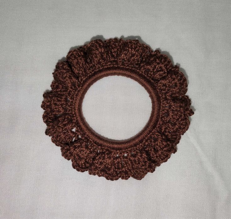 Gumka do włosów ozdobna ażurowa Handmade