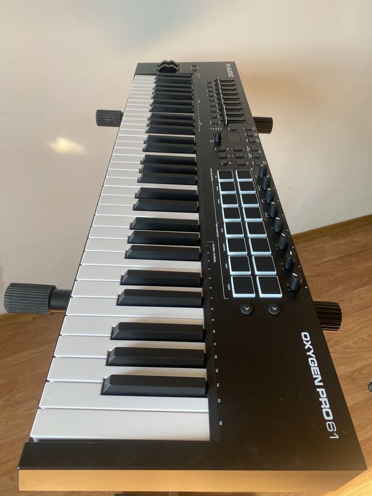 MIDI-клавіатура M-Audio Oxygen Pro 61
