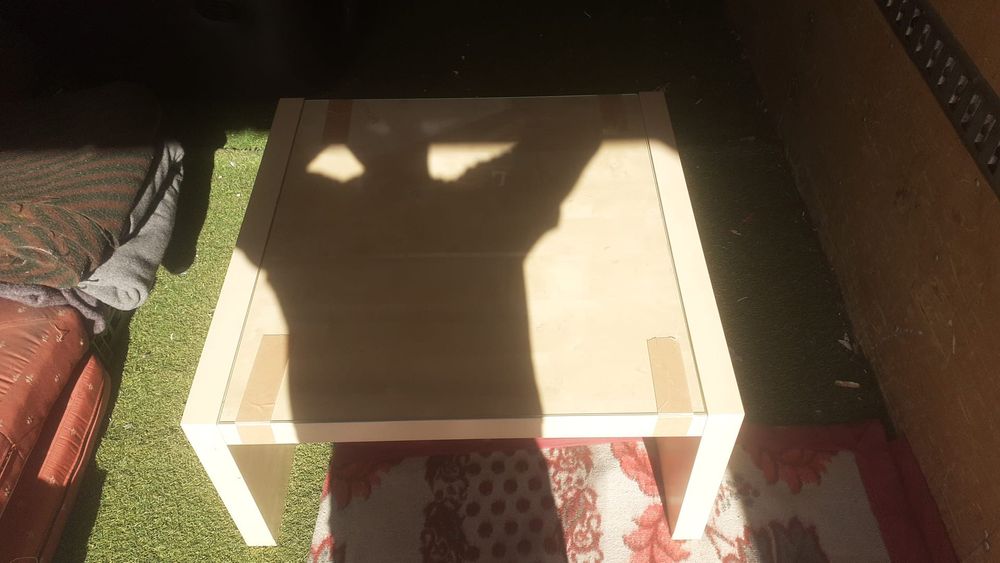 Mesa de Centro  em bom estado