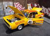 1:18 Classic Carlectables 1971 Chrysler Charger E38 R/T