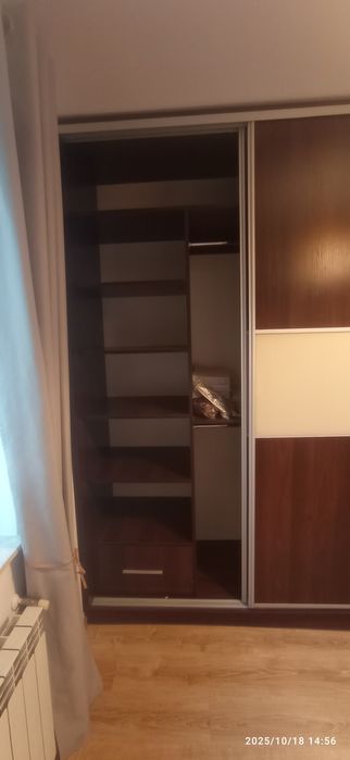 Duża pojemna szafa wykonana na wymiar