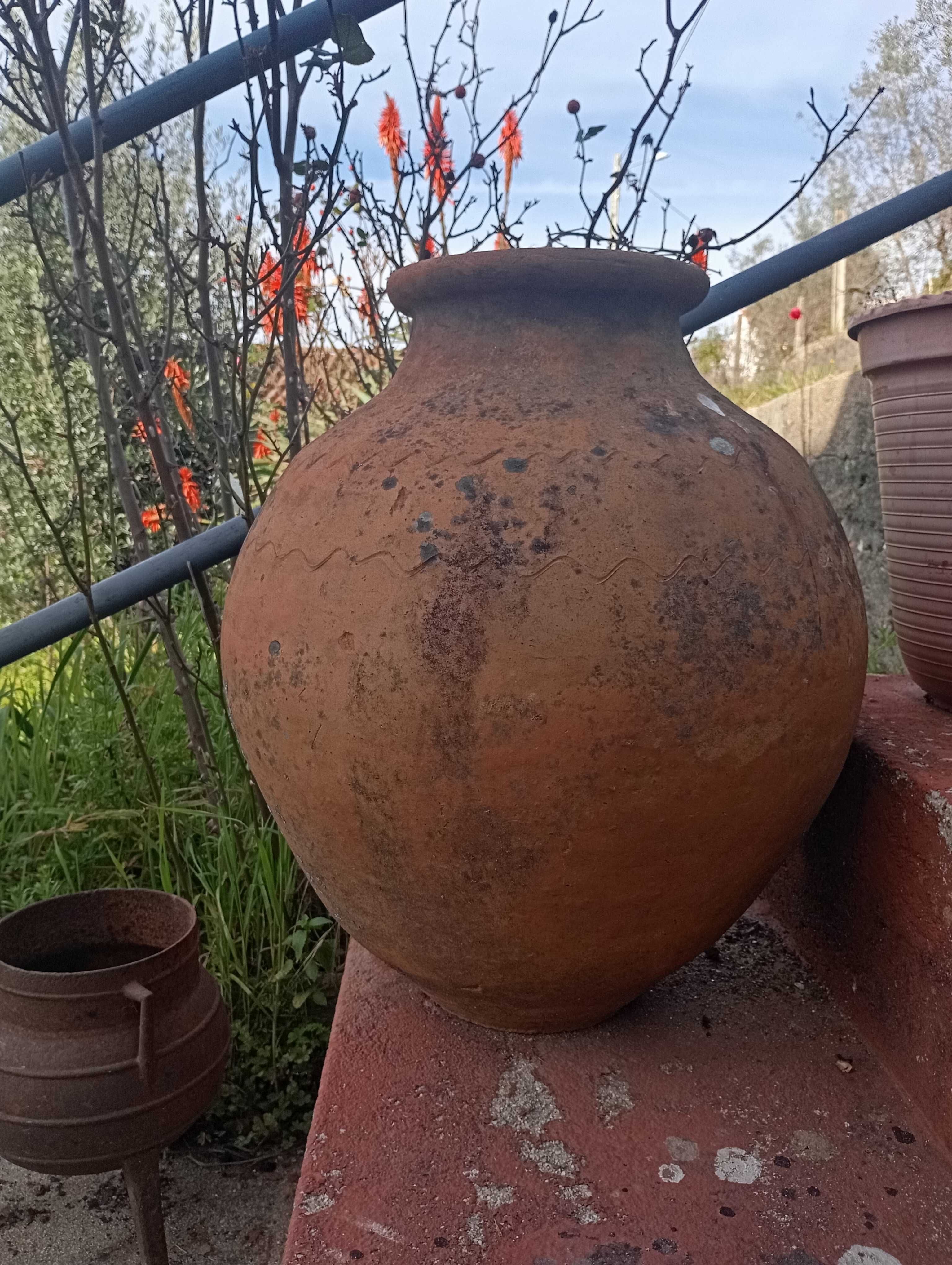 Potes e vasos barro panelão de ferro