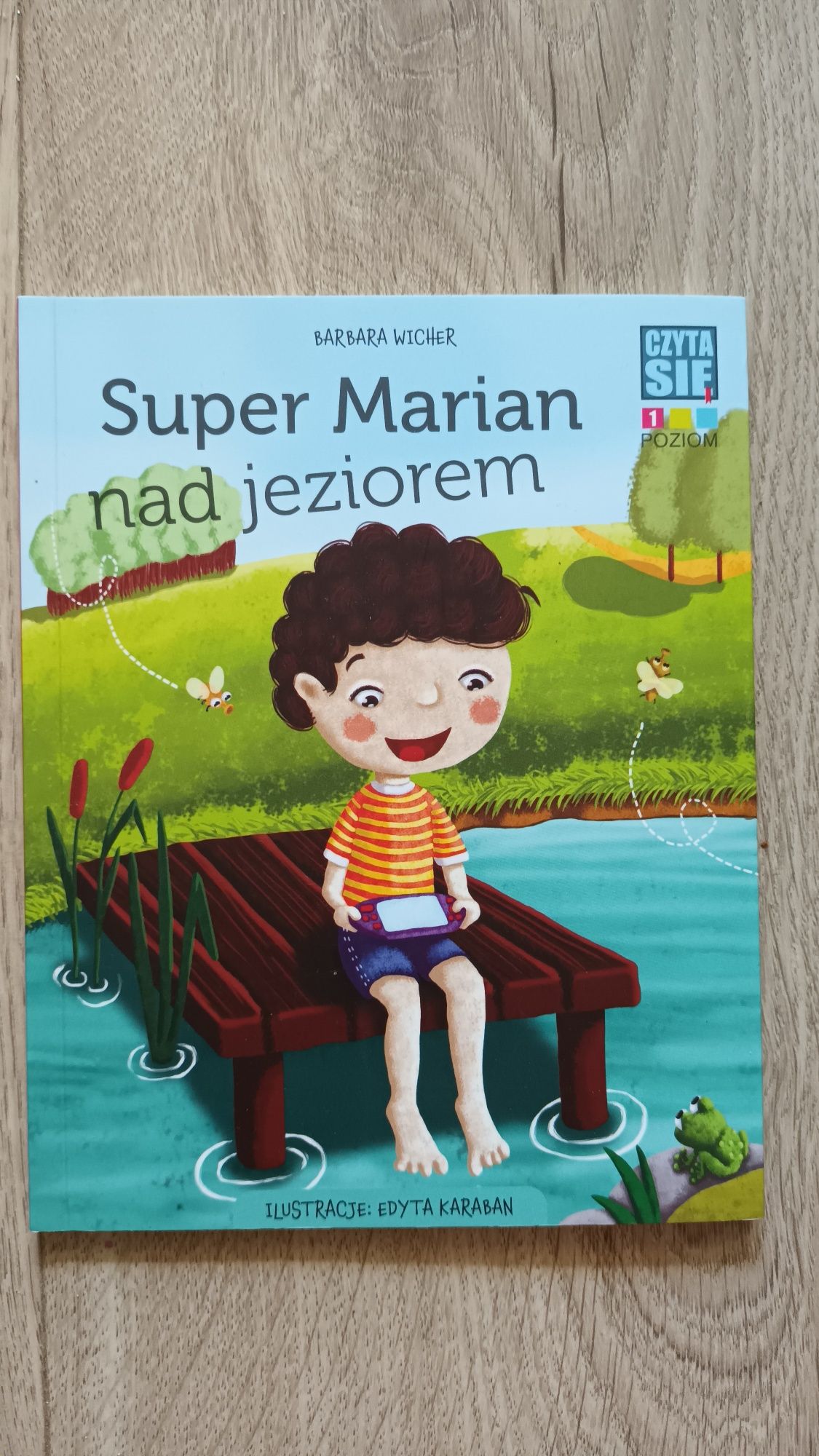 Książeczka Super Marian nad jeziorem