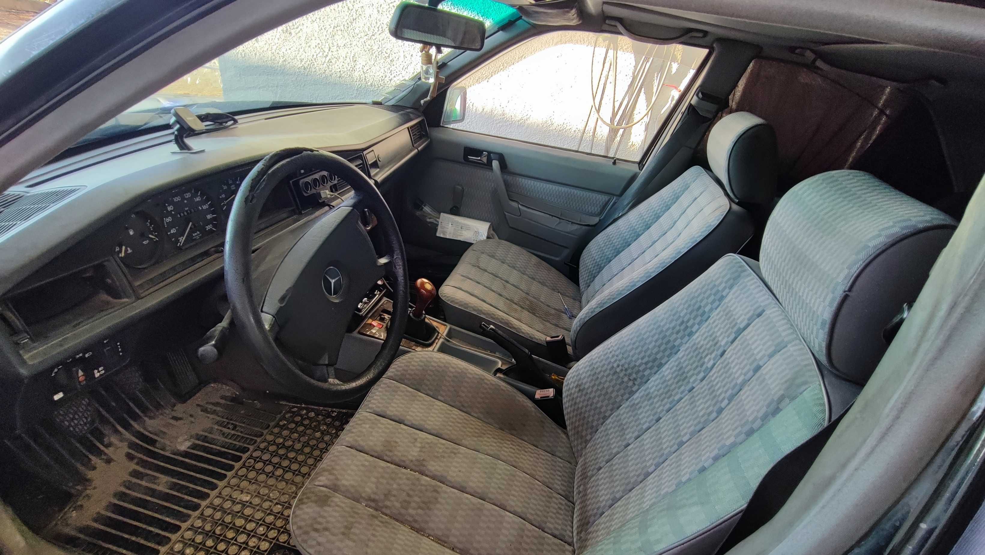 Mercedes Benz 190d 2.5