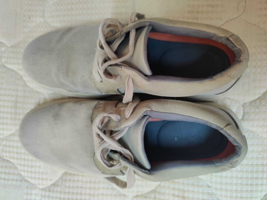 Sapatos Rockport tam. 42 em tecido e pele excelentes