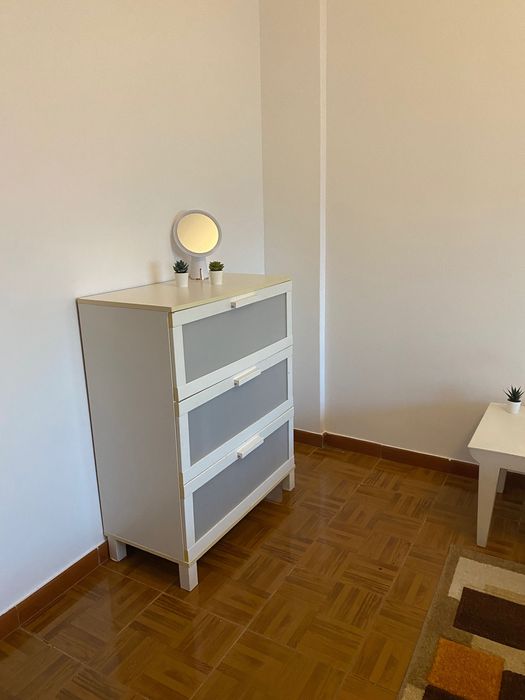 Aluga se quarto no Casal Do Marco