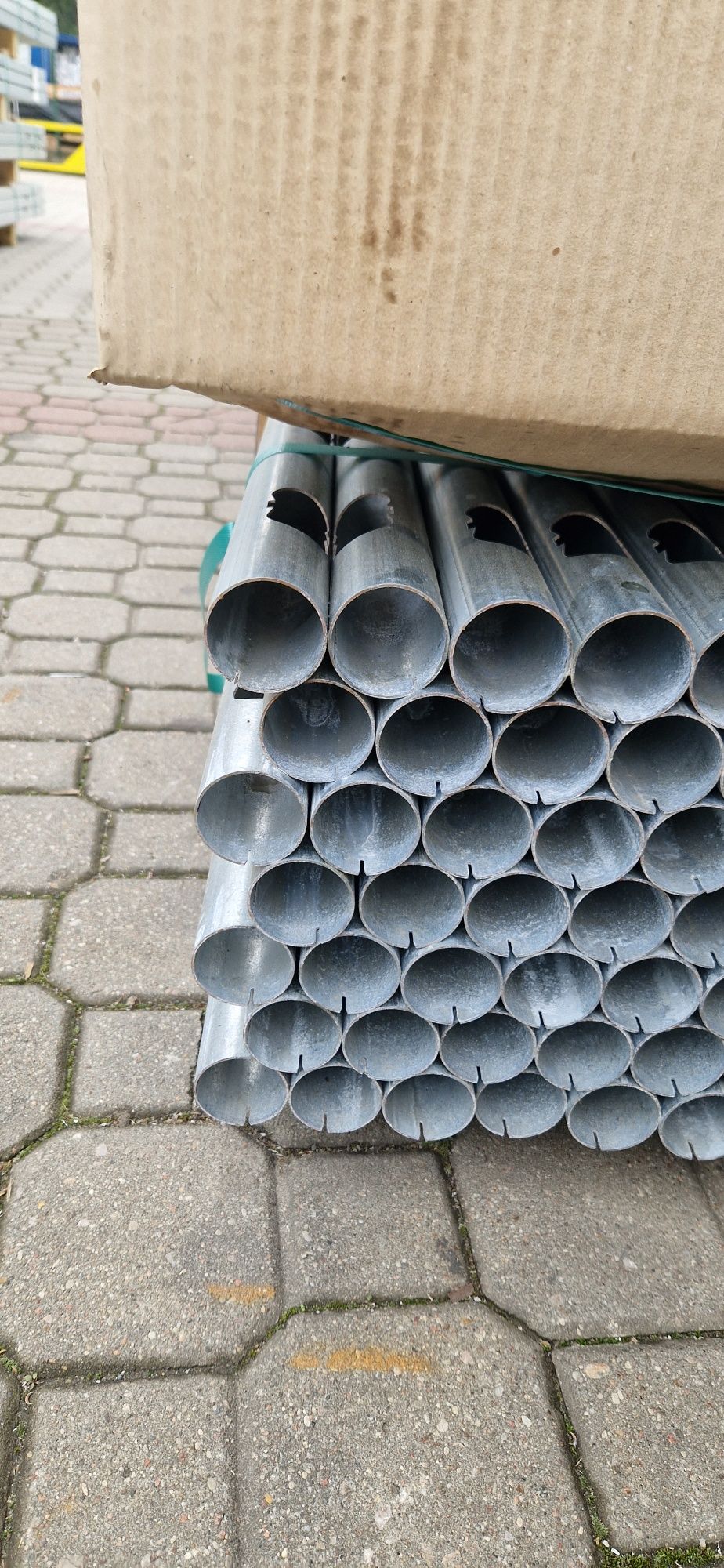 Rury ocynkowane fi 44.5mm  blacha 1.25 mm z dziurami