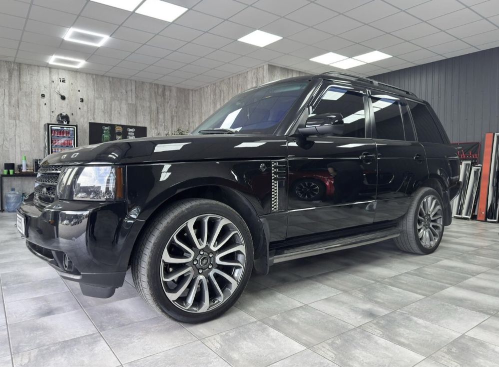 Land Rover Vogue 2010