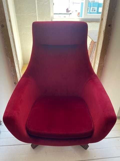 Cadeira de veludo vermelho, anos 60
