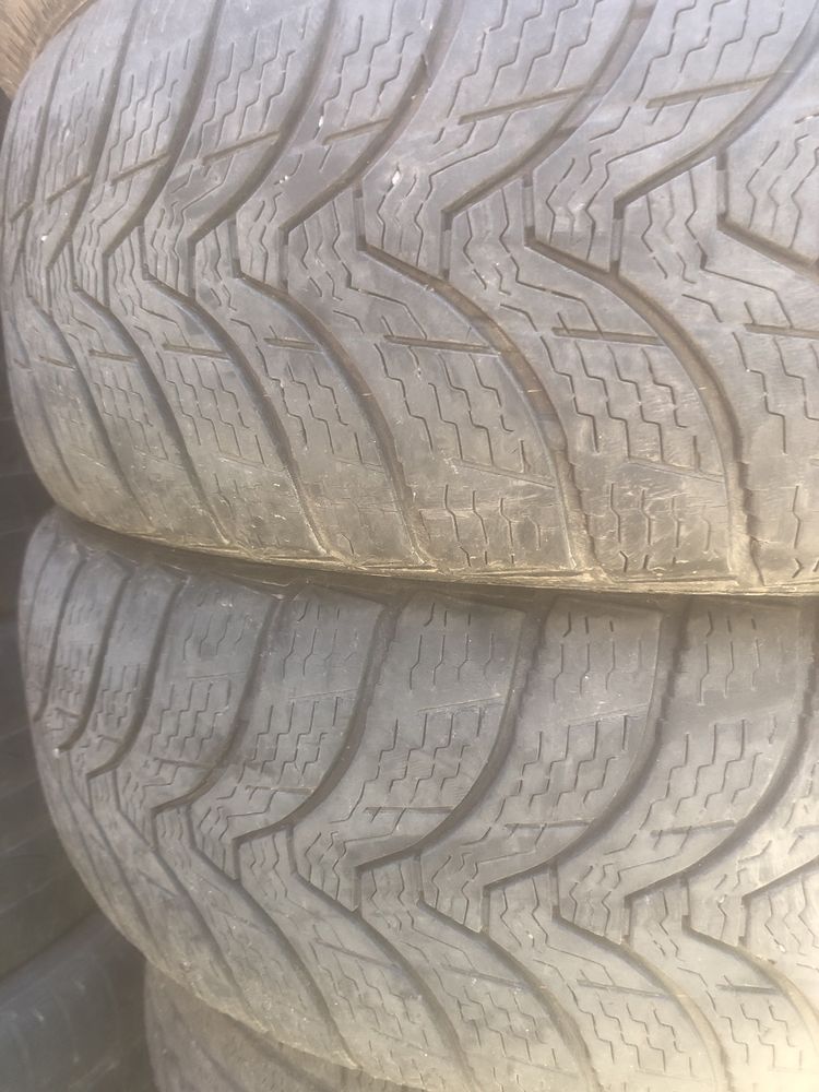 Зимняя резина 205/60 r16 2шт.