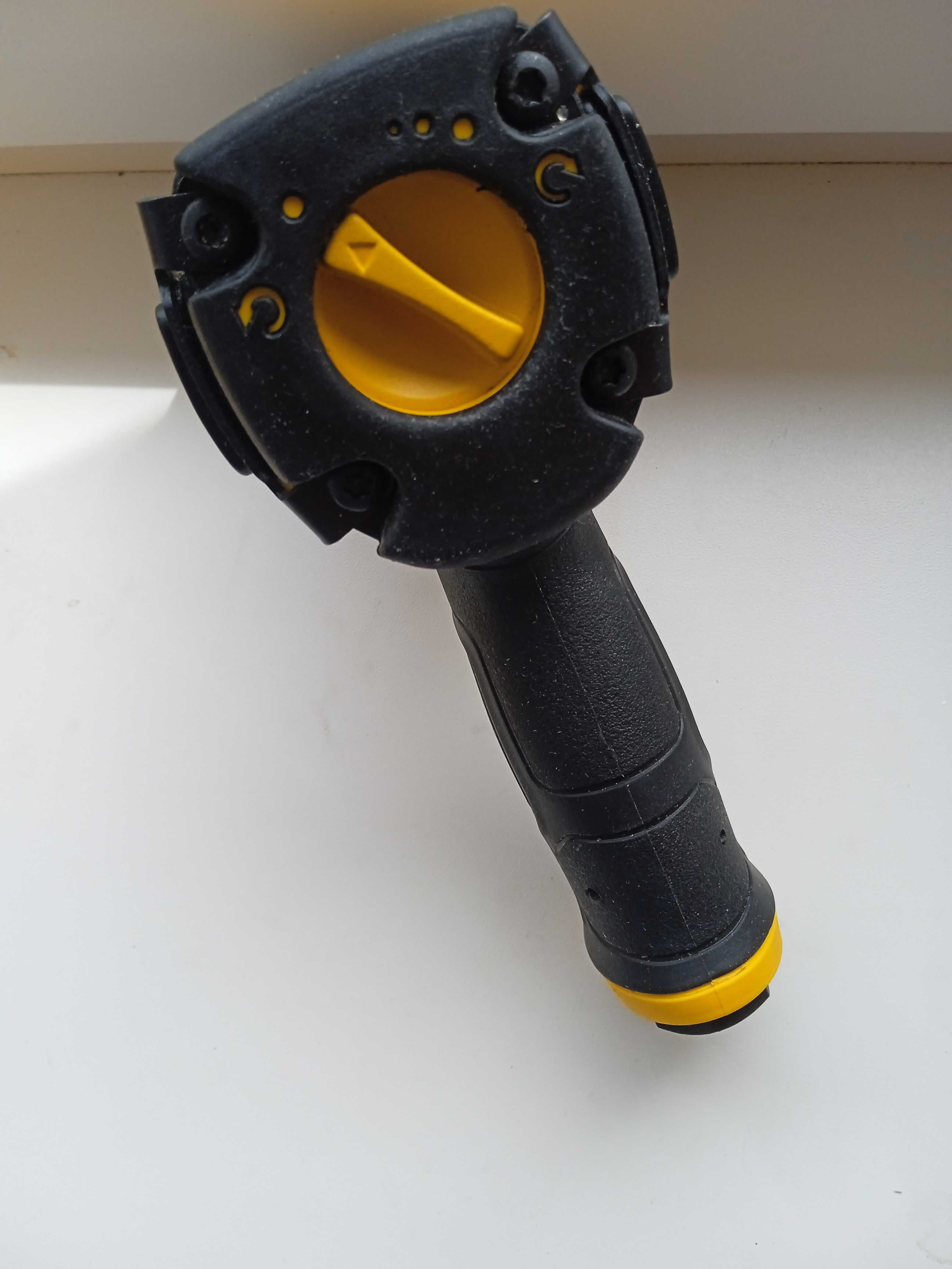 Гайковерт пневмо Dewalt DWMT 70775 3/8"