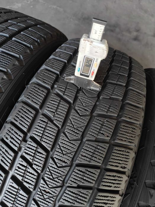 R16 215 70 шини зимові Nexen Winguard Ice SUV на позашляховик