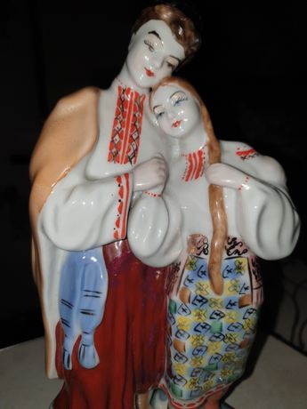 Статуетка Девушка и Парень