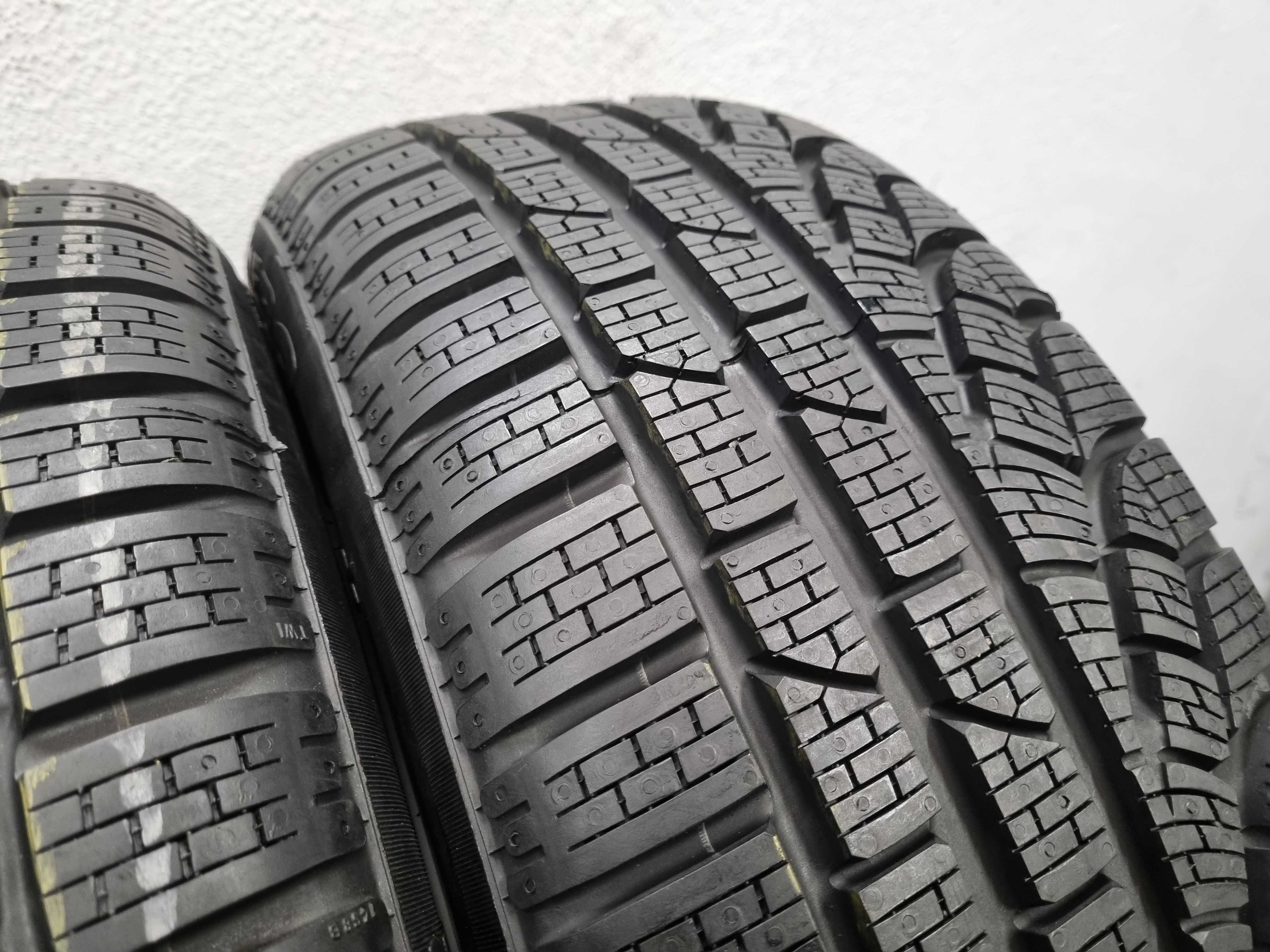 205/55/17 91H Pirelli Winter Sotto Zero210 SERIE II *RSC