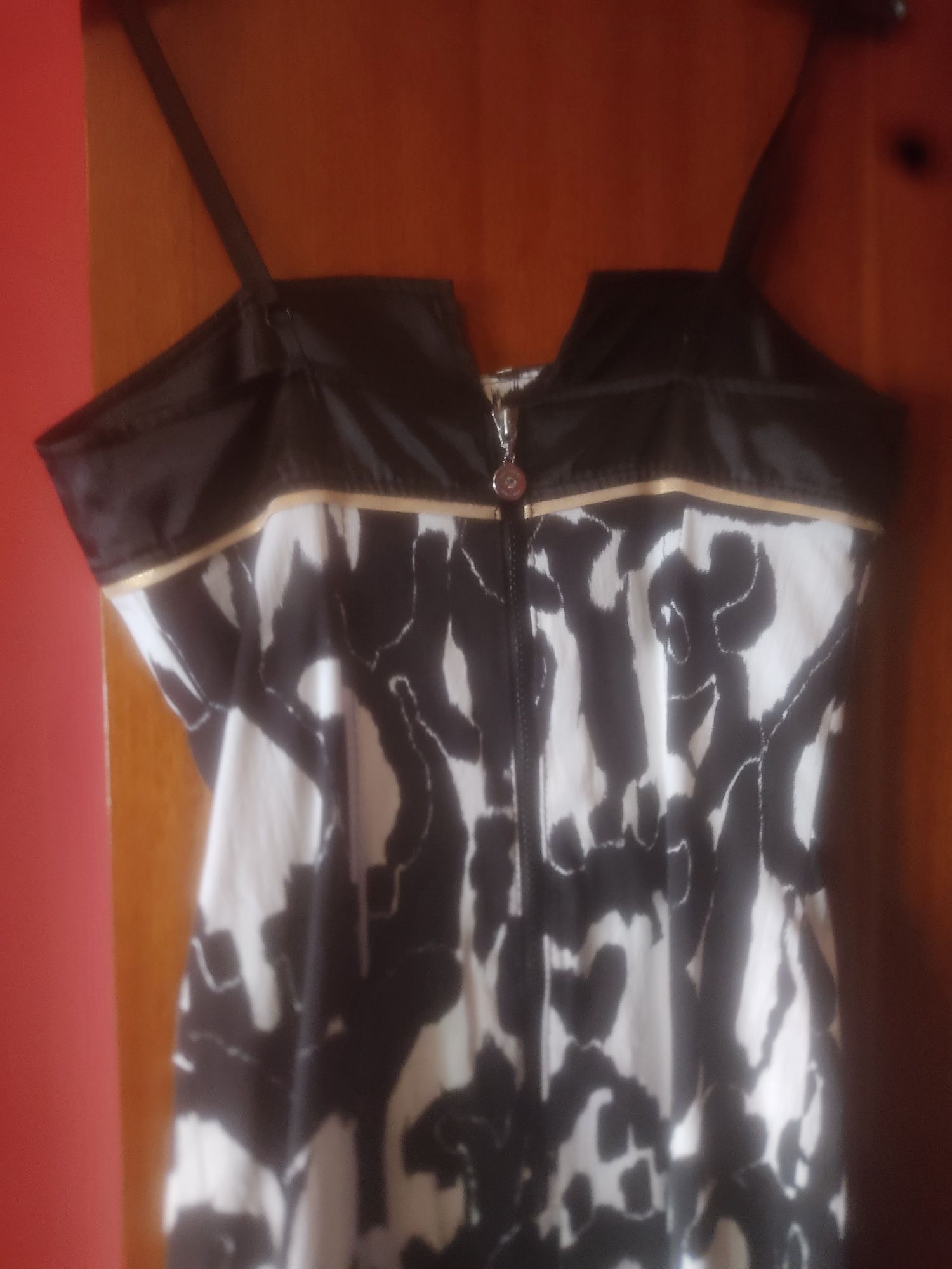 4 Vestidos Marca: "Ana Sousa"