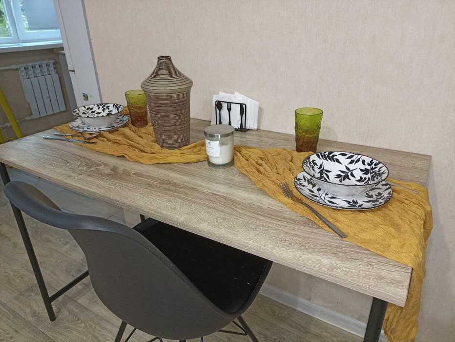 м.Наукова 2кімнатна, поруч госпіталь. Домашній затишок