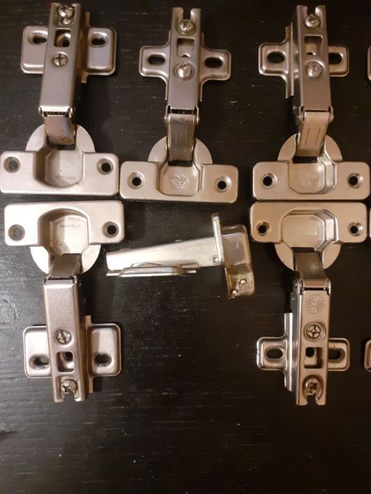 Петли мебельные,качественные,новые!