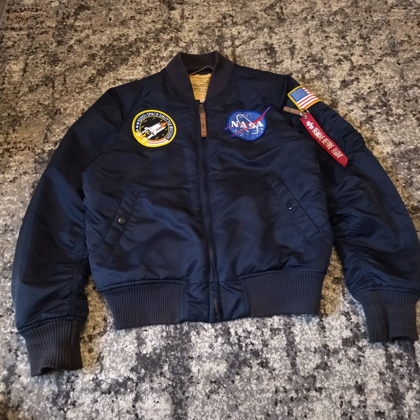 Alpha industries ma 1 nasa дутий плотний бомбер