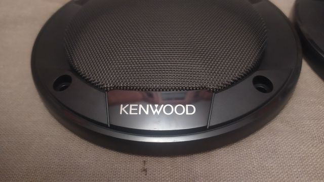 Решітки на динаміки Kenwood