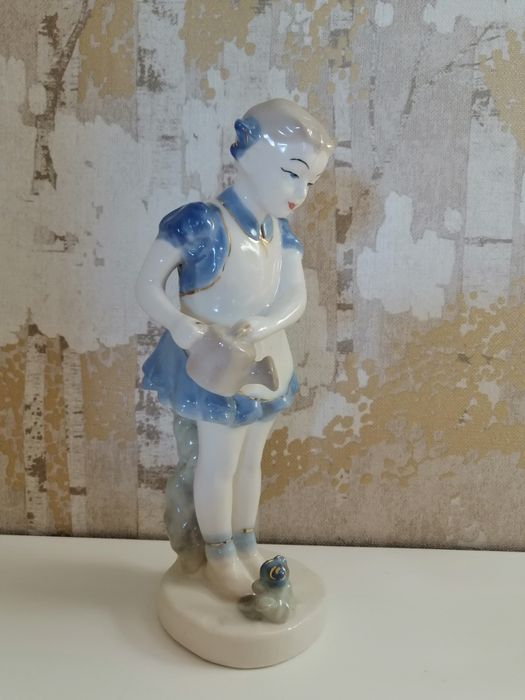 Figurka porcelanowa ZSRR Lomonosow Artel Vintage