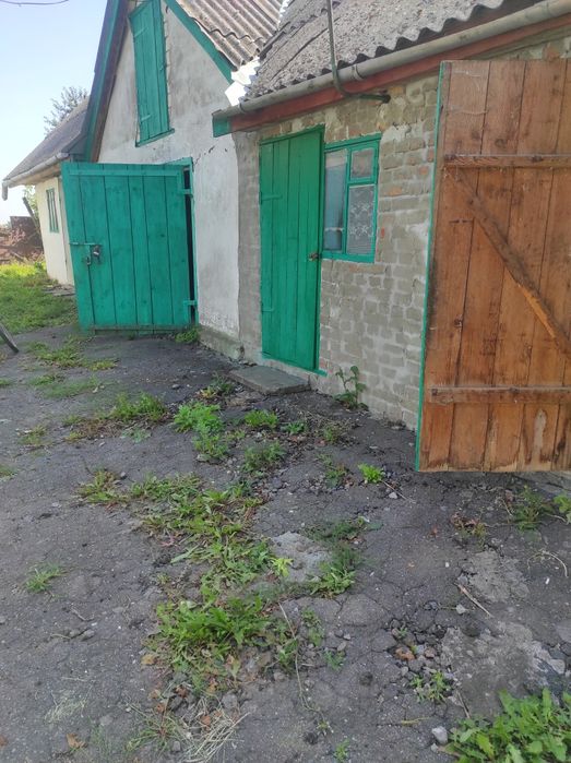 Продам будинок в селі