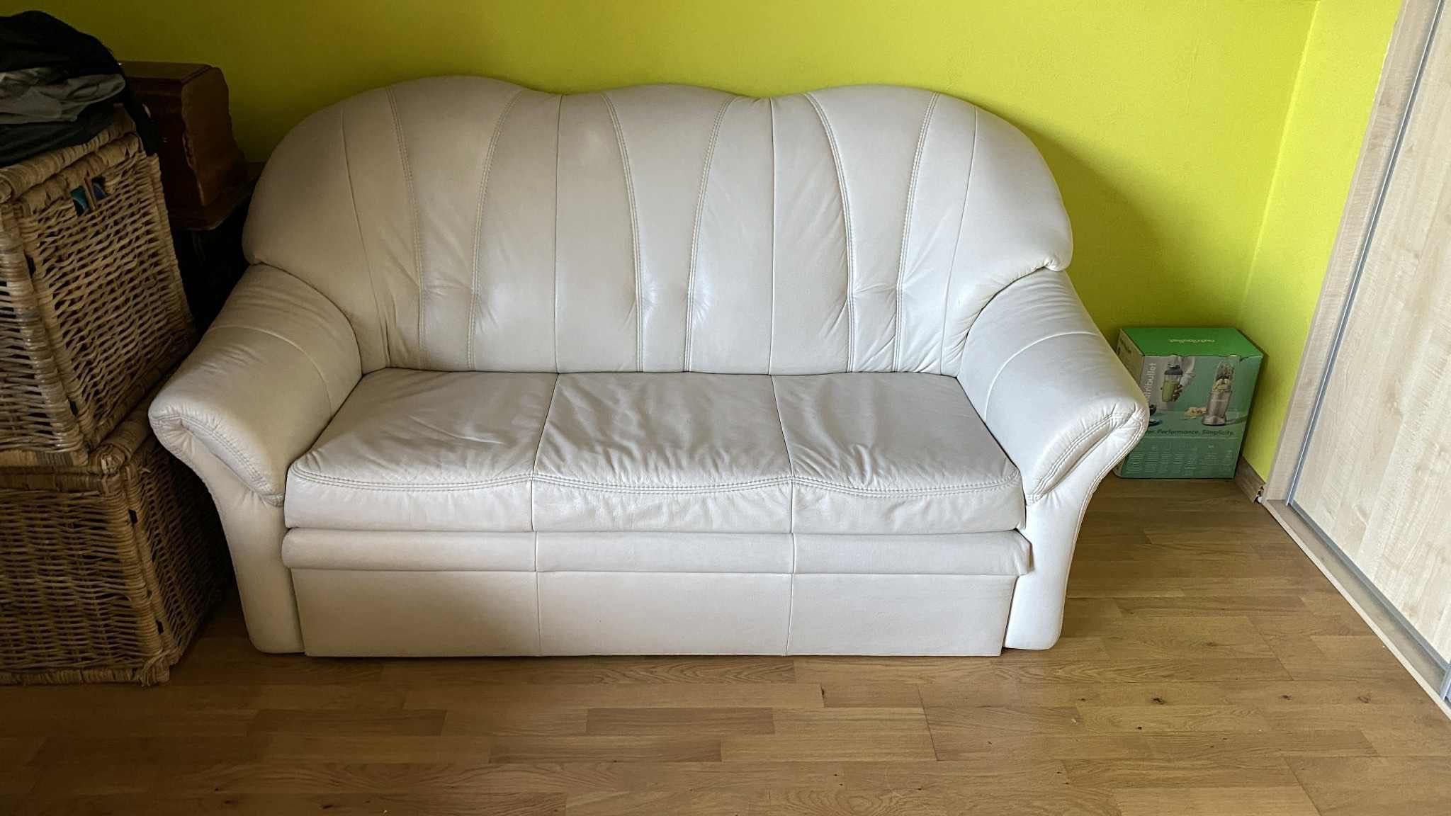 Sprzedam komplet wypoczynkowy – (skóra naturalna, kremowa)