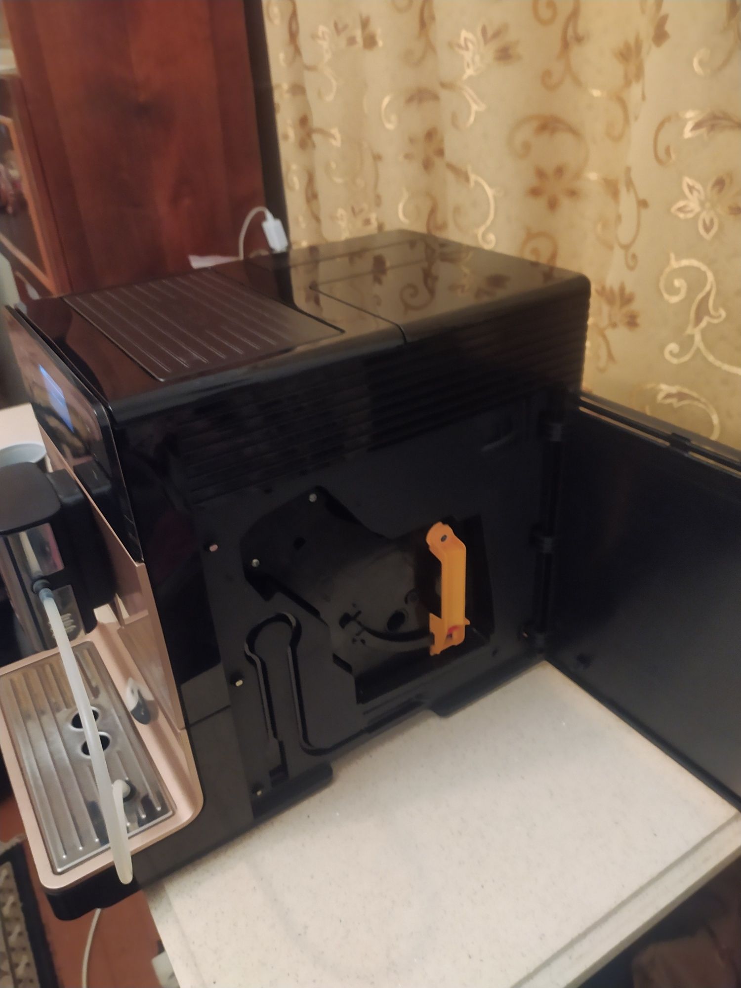 Кофемашина Miele CM5500.