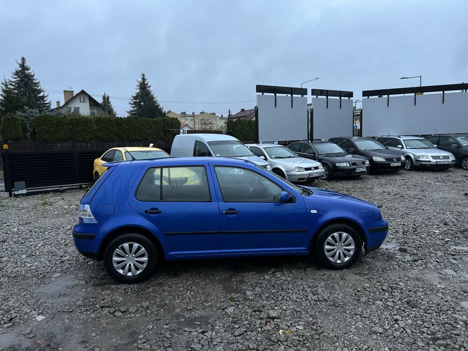 Volkswagen Golf 4 1.6 benzyna/klima/bluetooth