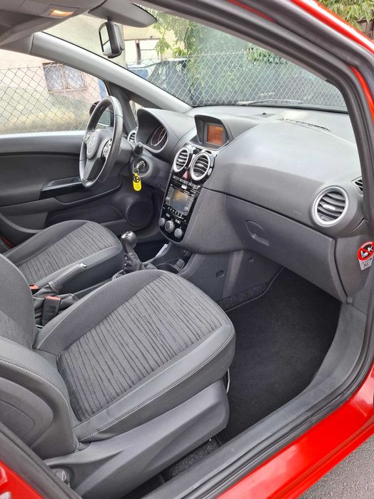 OPEL CORSA D 1.4 2014 rok klimatronik PÓŁSKÓRA NAWIGACJA grzane fotele