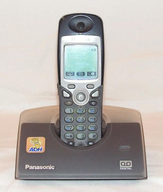Радиотелефон Panasonic KX-TCD510RU с автоответчиком и определителем.