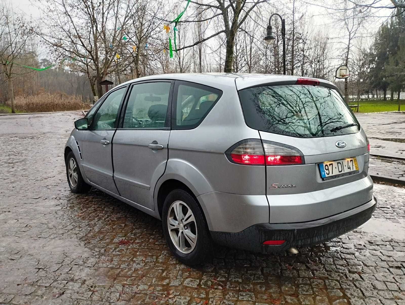 Ford S-Max Ler Descrição