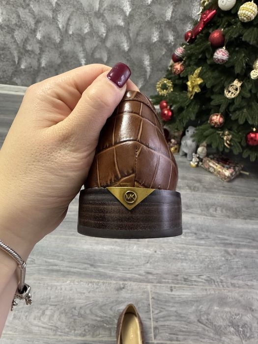 Шкіряні жіночі лофери Michael Kord