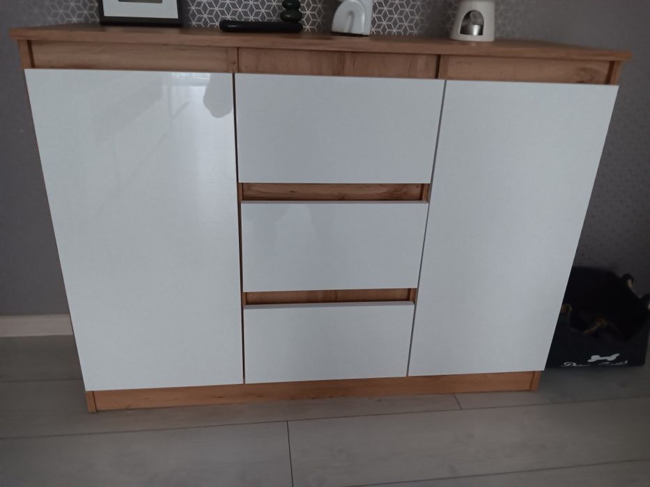 Komoda dab wotan/biel
