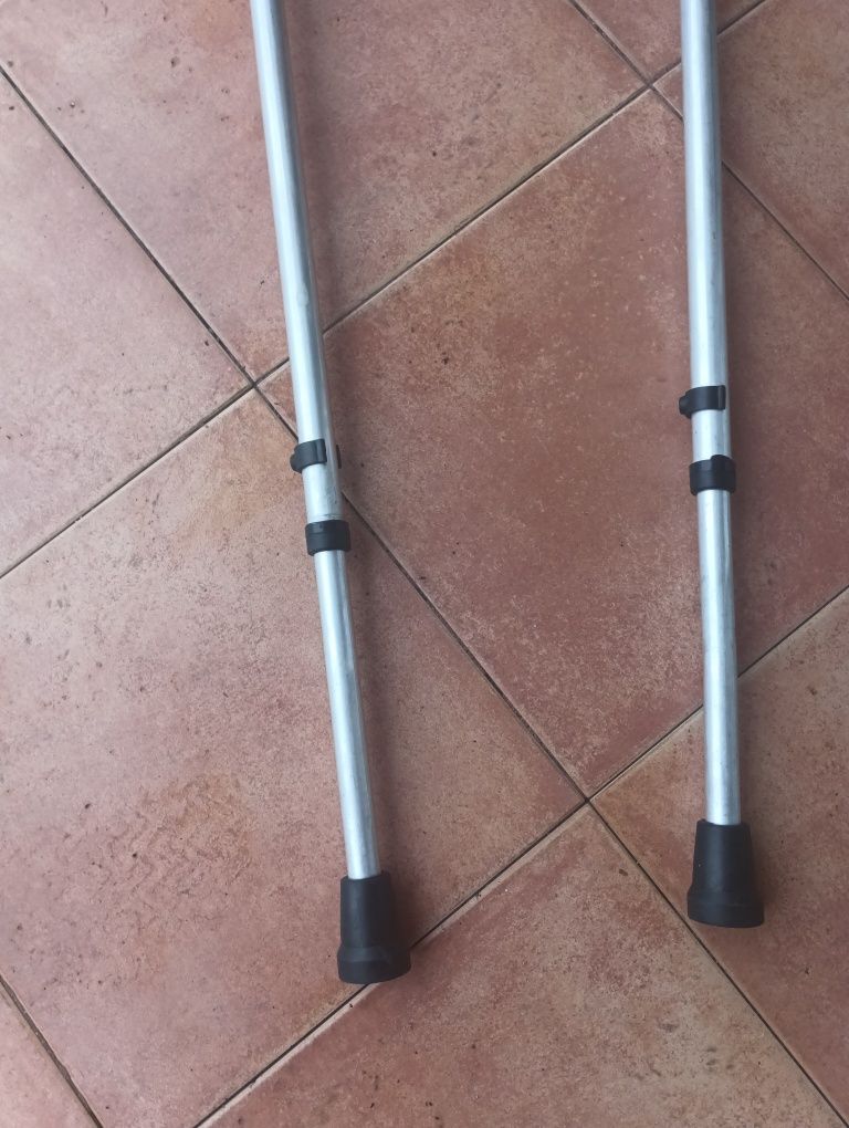 Canadianas de adulto, muletas