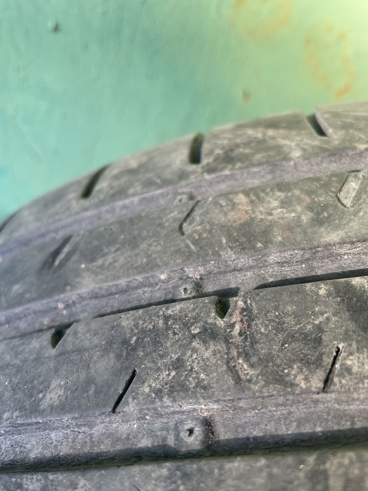 Гума Kumho 225 55 r 17 4 шт