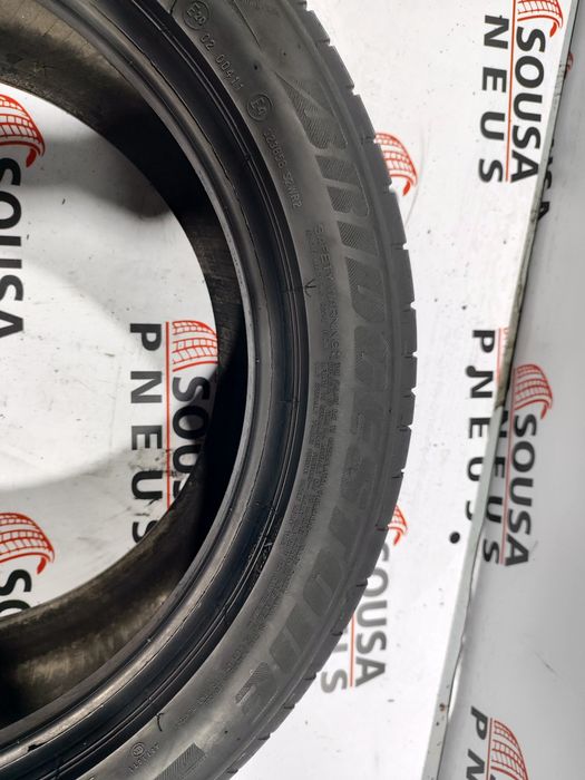 2 pneus semi novos 225-50R17  94w Bridgestone - Oferta dos Portes