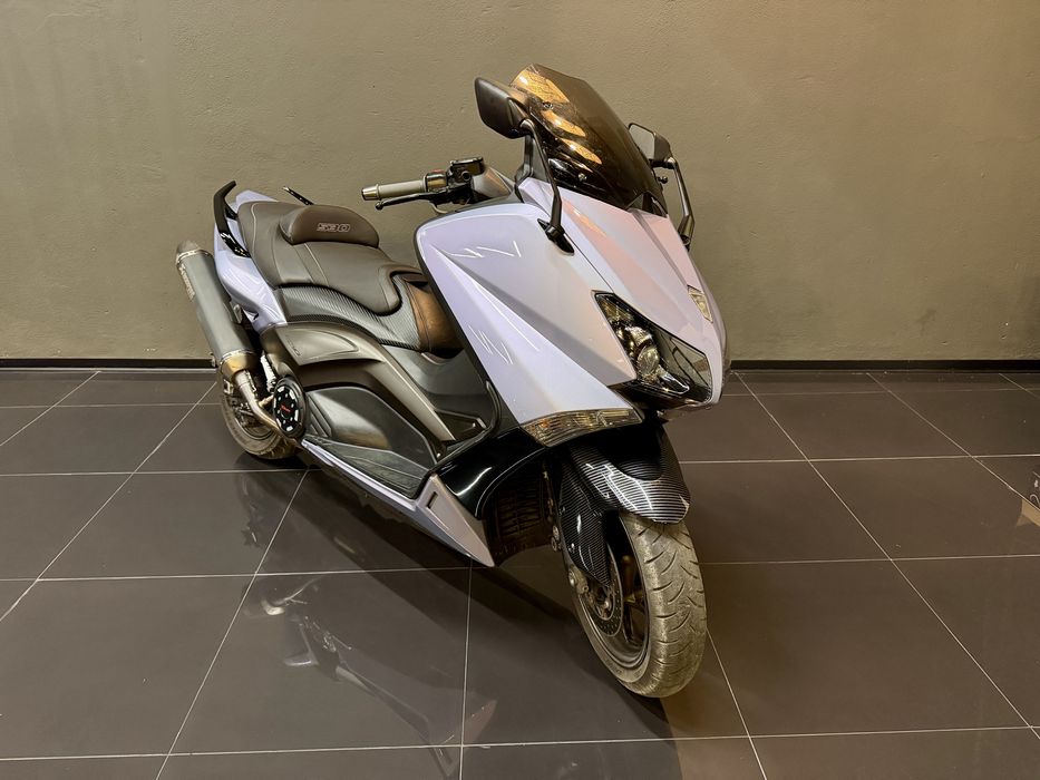 Yamaha T-Max 530