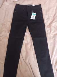 Spodnie jeansowe czarne damskie , rozmiar M.