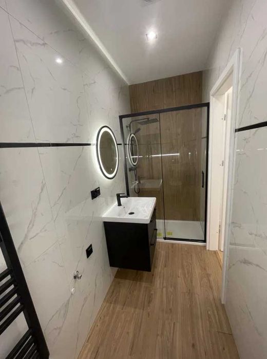 Firma:Remonty Kompleksowe wykończenia mieszkań, łazienek od A do Z