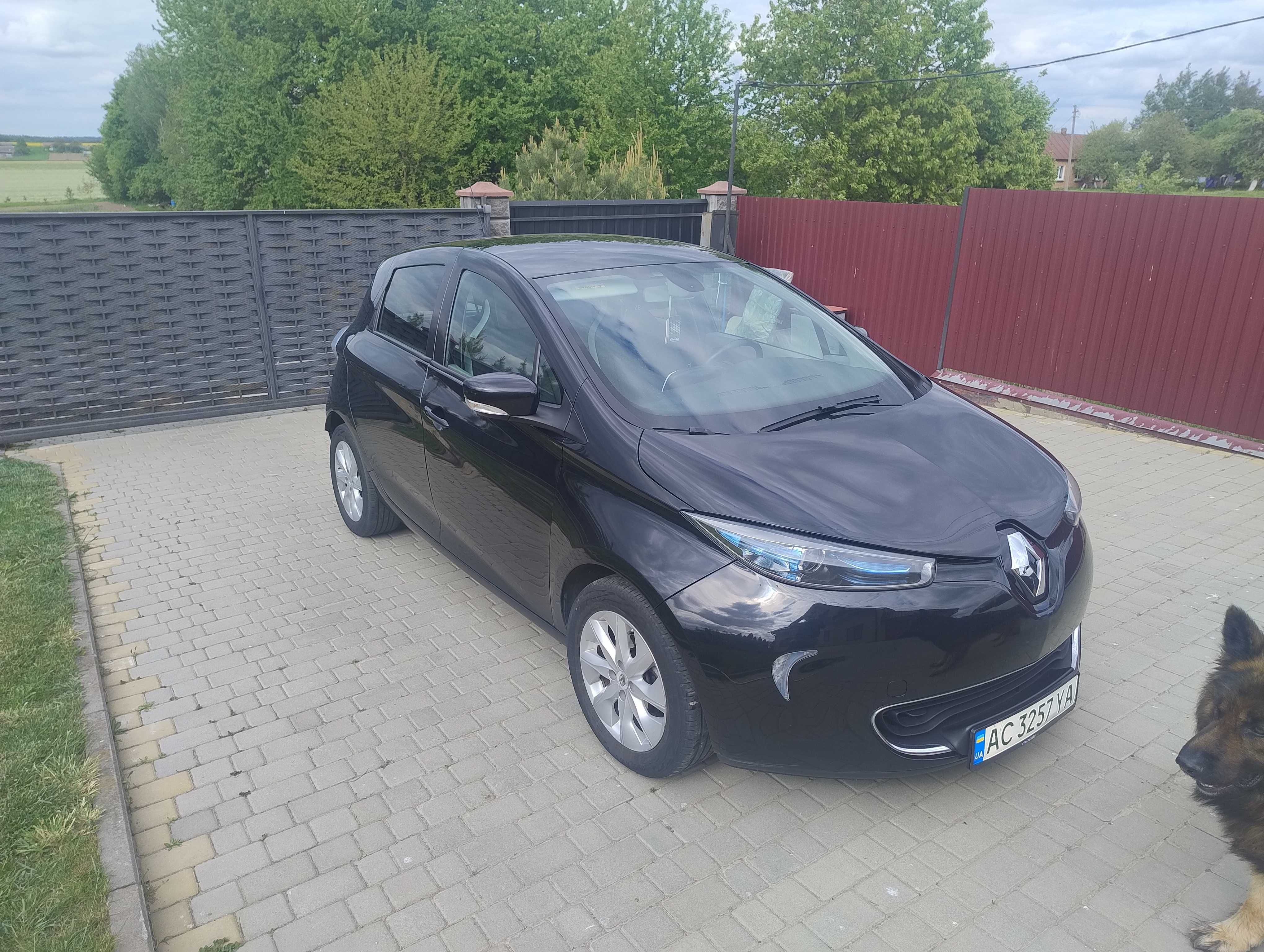 Renault Zoe 25.9кв .2016року