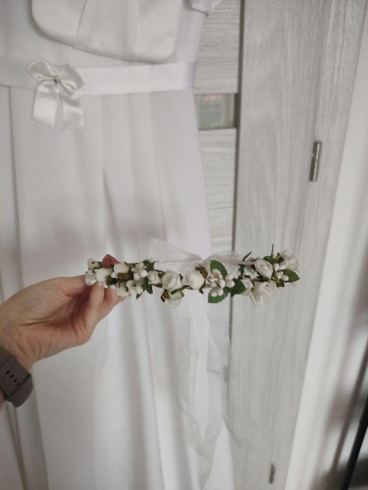 Sukienka komunijna, torebka, wianek