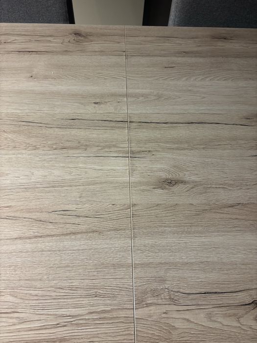 Stoł rozkladany + krzesła