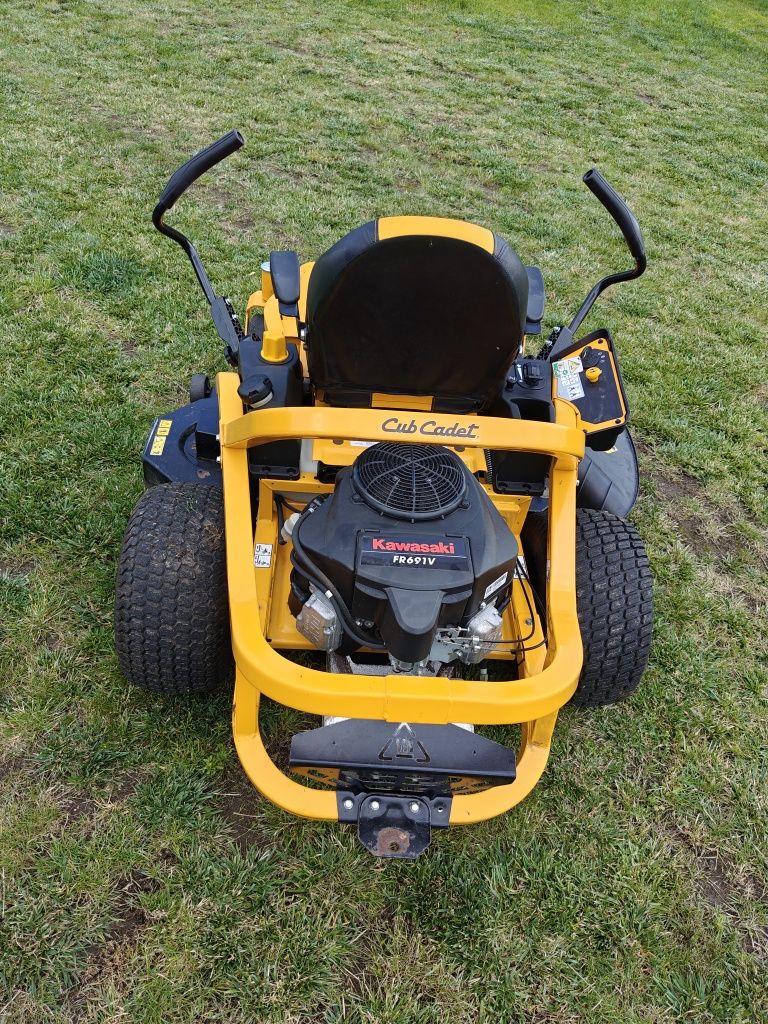 Traktorek kosiarka Cub Cadet XZ5 Ultima 22hp hydro zero turn Kawasaki!