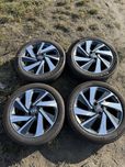 Komplet kół letnich 4x100 Aygo X 175/60/18 Michelin