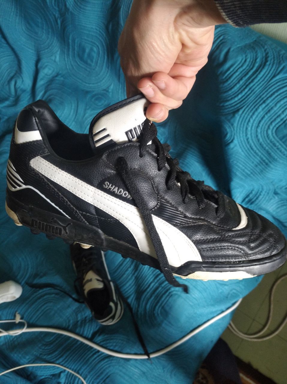 Продам шкіряні сороконіжки Puma. Сороконожки.
