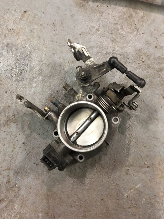 Дроссельная заслонка BMW E36 M50B20